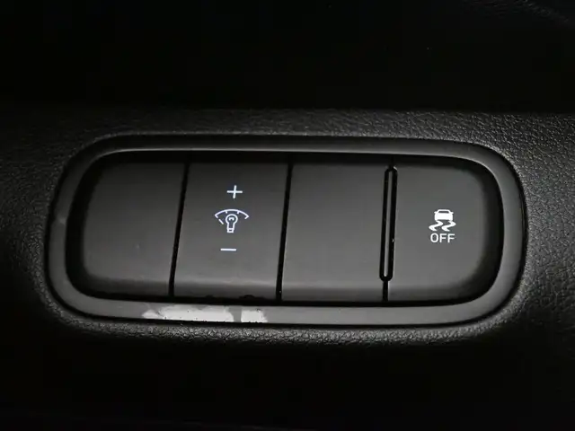 2024 Hyundai Venue PREFERRED BACKUP CAMERA HEATED SEATS & MORE! - Photo 12
