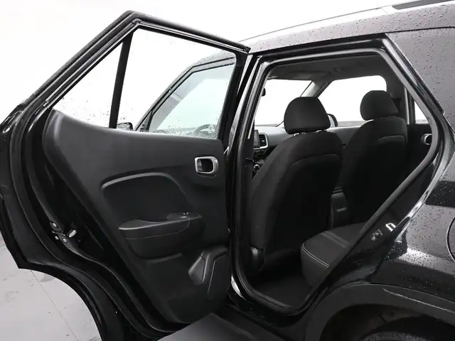 2024 Hyundai Venue PREFERRED BACKUP CAMERA HEATED SEATS & MORE! - Photo 20