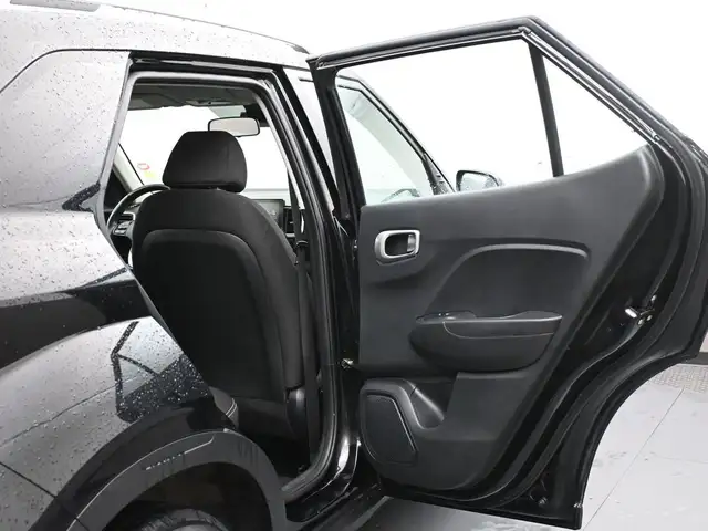 2024 Hyundai Venue PREFERRED BACKUP CAMERA HEATED SEATS & MORE! - Photo 24