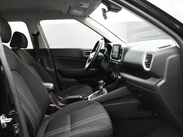 2024 Hyundai Venue PREFERRED BACKUP CAMERA HEATED SEATS & MORE! - Photo 28