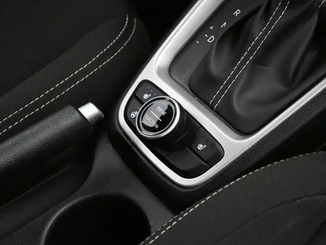 2024 Hyundai Venue PREFERRED BACKUP CAMERA HEATED SEATS & MORE! - Photo 29