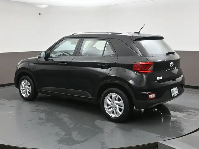 2024 Hyundai Venue PREFERRED BACKUP CAMERA HEATED SEATS & MORE! - Photo 31