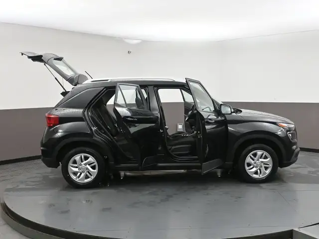 2024 Hyundai Venue PREFERRED BACKUP CAMERA HEATED SEATS & MORE! - Photo 51