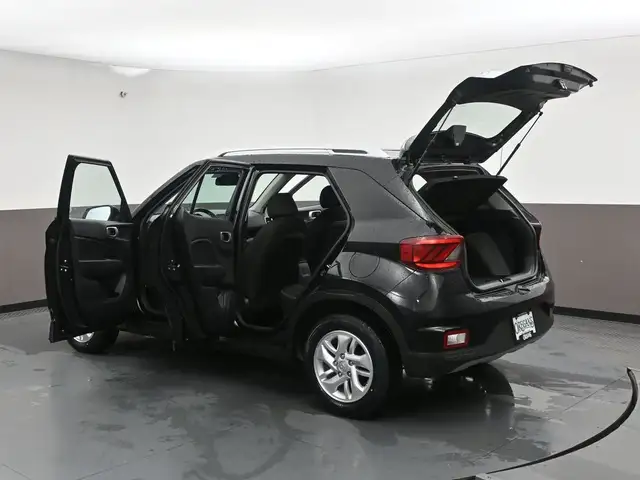 2024 Hyundai Venue PREFERRED BACKUP CAMERA HEATED SEATS & MORE! - Photo 56