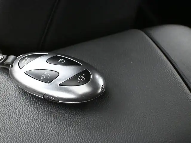 2025 Hyundai Elantra PREFERRED BACKUP CAMERA HEATED SEATS & MORE - Photo 5