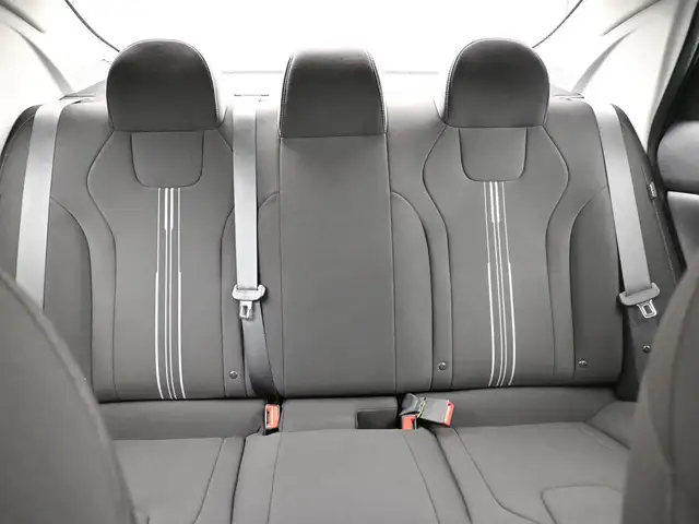 2025 Hyundai Elantra PREFERRED BACKUP CAMERA HEATED SEATS & MORE - Photo 25