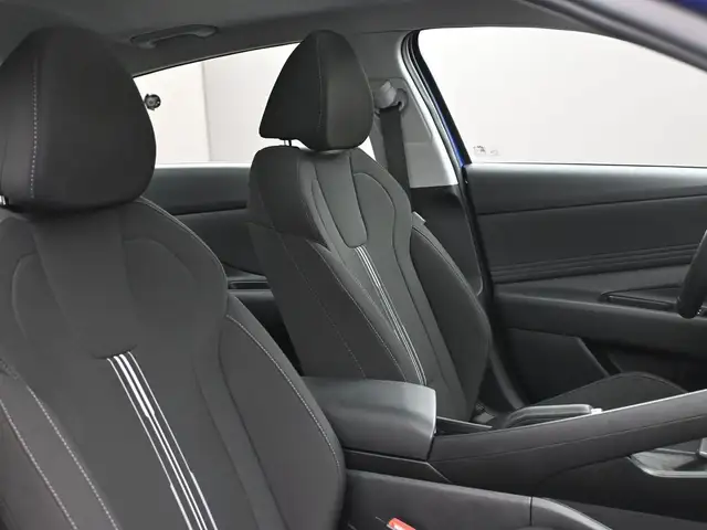 2025 Hyundai Elantra PREFERRED BACKUP CAMERA HEATED SEATS & MORE - Photo 26