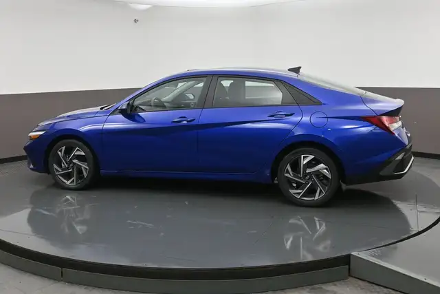 2025 Hyundai Elantra PREFERRED BACKUP CAMERA HEATED SEATS & MORE - Photo 30