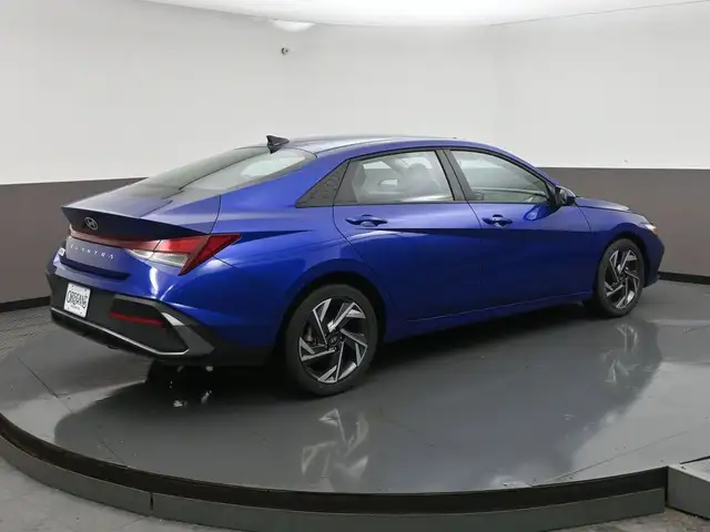 2025 Hyundai Elantra PREFERRED BACKUP CAMERA HEATED SEATS & MORE - Photo 33