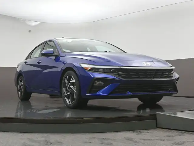 2025 Hyundai Elantra PREFERRED BACKUP CAMERA HEATED SEATS & MORE - Photo 35