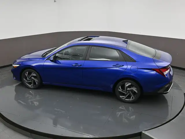 2025 Hyundai Elantra PREFERRED BACKUP CAMERA HEATED SEATS & MORE - Photo 46