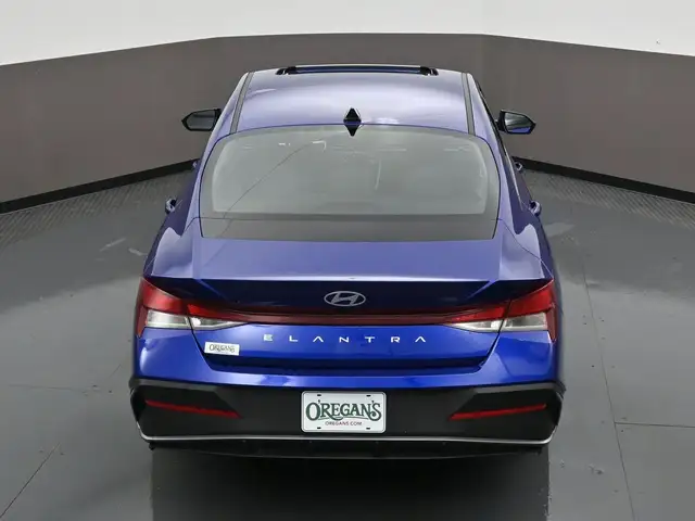 2025 Hyundai Elantra PREFERRED BACKUP CAMERA HEATED SEATS & MORE - Photo 48