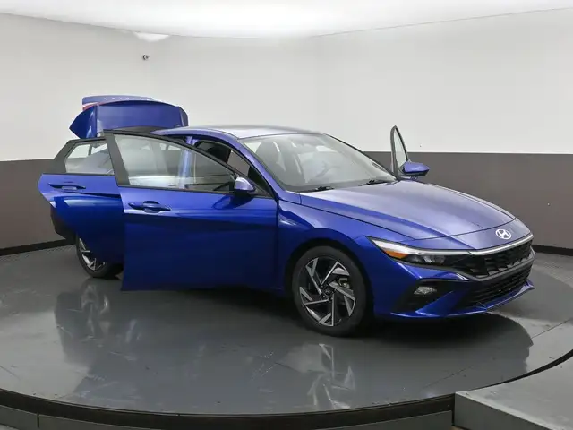 2025 Hyundai Elantra PREFERRED BACKUP CAMERA HEATED SEATS & MORE - Photo 52