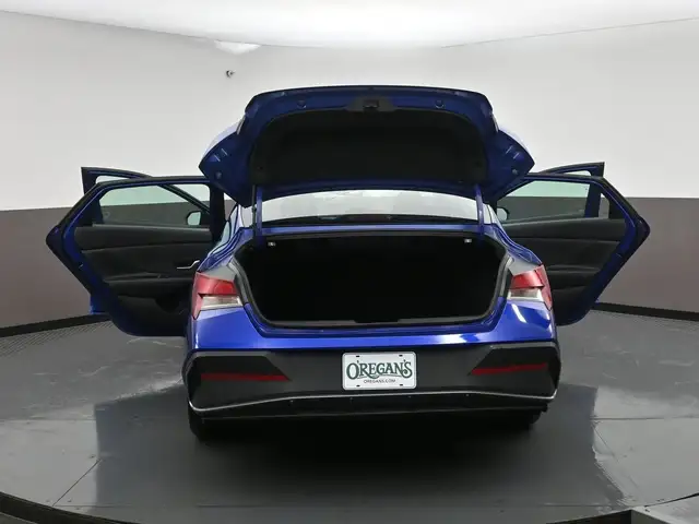 2025 Hyundai Elantra PREFERRED BACKUP CAMERA HEATED SEATS & MORE - Photo 57