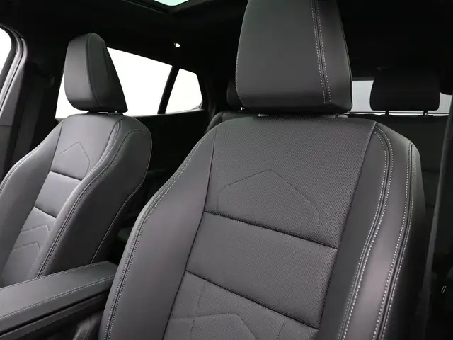 2025 BMW X2 XDRIVE 28i LOW KMS!! SUNROOF, NAVIGATION - Photo 6