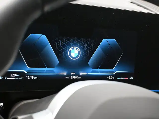 2025 BMW X2 XDRIVE 28i LOW KMS!! SUNROOF, NAVIGATION - Photo 14