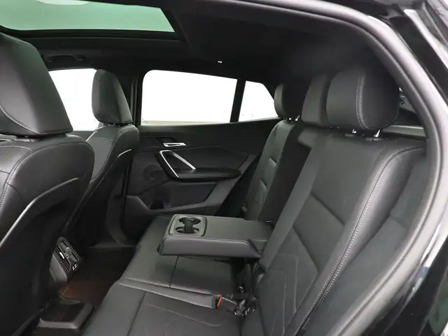 2025 BMW X2 XDRIVE 28i LOW KMS!! SUNROOF, NAVIGATION - Photo 22