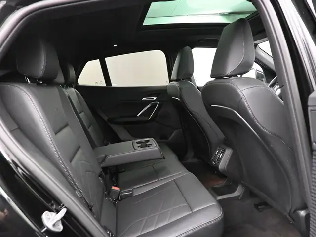 2025 BMW X2 XDRIVE 28i LOW KMS!! SUNROOF, NAVIGATION - Photo 28