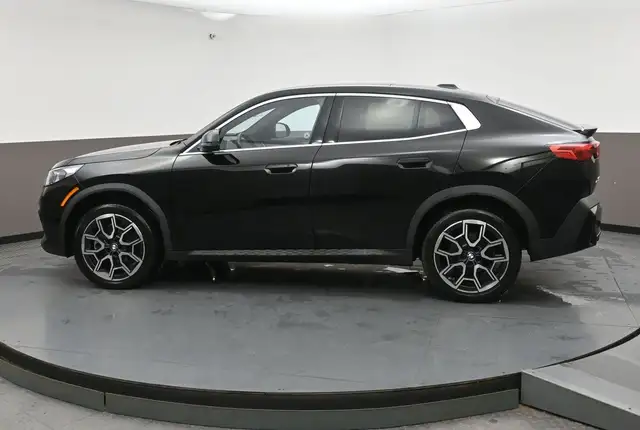 2025 BMW X2 XDRIVE 28i LOW KMS!! SUNROOF, NAVIGATION - Photo 33