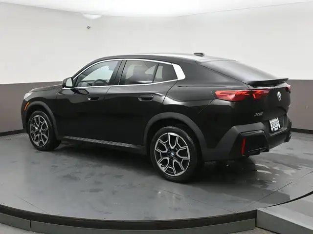 2025 BMW X2 XDRIVE 28i LOW KMS!! SUNROOF, NAVIGATION - Photo 34