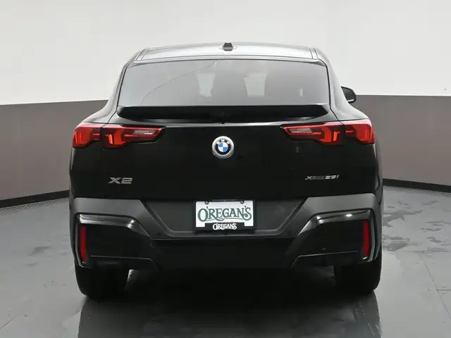 2025 BMW X2 XDRIVE 28i LOW KMS!! SUNROOF, NAVIGATION - Photo 35