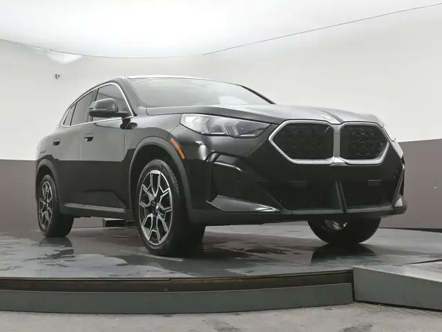 2025 BMW X2 XDRIVE 28i LOW KMS!! SUNROOF, NAVIGATION - Photo 38