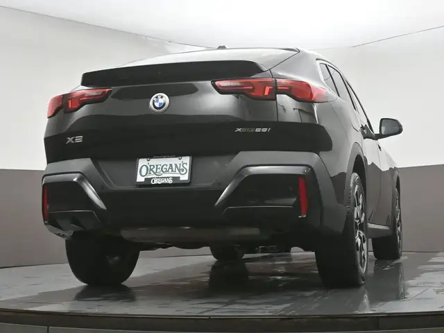 2025 BMW X2 XDRIVE 28i LOW KMS!! SUNROOF, NAVIGATION - Photo 45