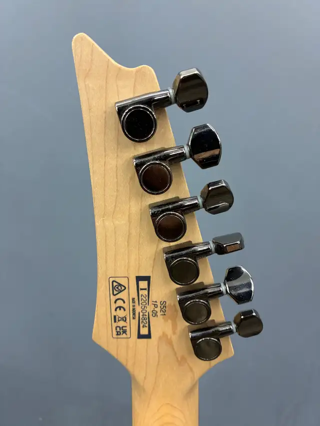 Ibanez S521 Electric Guitar - Photo 3