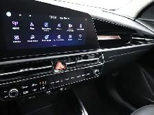 2025 Kia Niro HEATED SEATS, APPLE CAR PLAY & MORE! - Photo 13