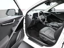 2025 Kia Niro HEATED SEATS, APPLE CAR PLAY & MORE! - Photo 16