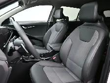 2025 Kia Niro HEATED SEATS, APPLE CAR PLAY & MORE! - Photo 17