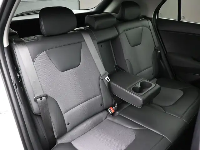 2025 Kia Niro HEATED SEATS, APPLE CAR PLAY & MORE! - Photo 26