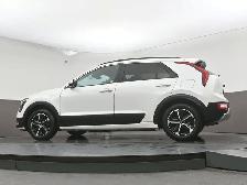 2025 Kia Niro HEATED SEATS, APPLE CAR PLAY & MORE! - Photo 39