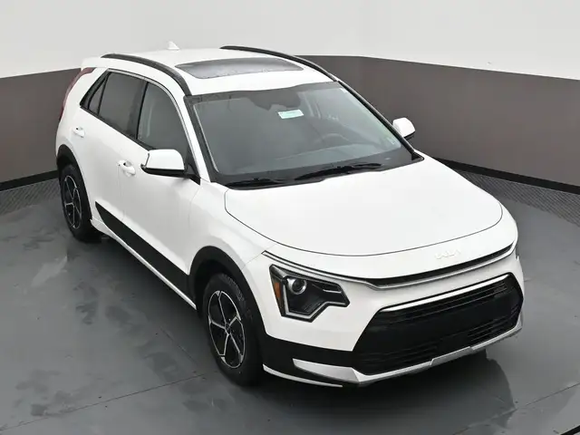 2025 Kia Niro HEATED SEATS, APPLE CAR PLAY & MORE! - Photo 42