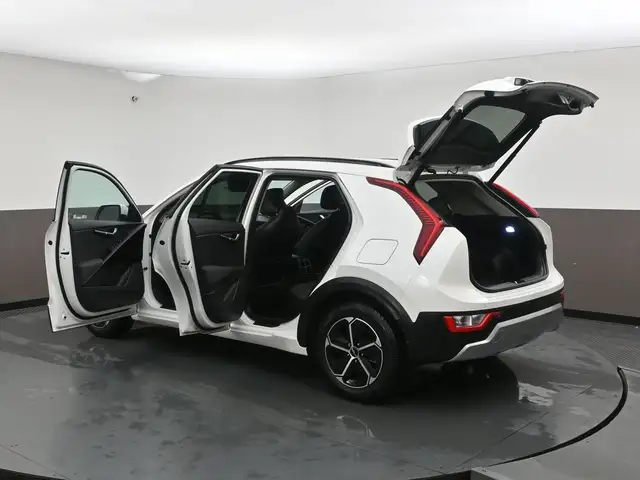 2025 Kia Niro HEATED SEATS, APPLE CAR PLAY & MORE! - Photo 55