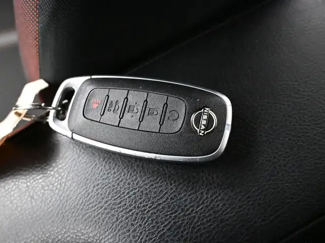 2024 Nissan Versa SR WHY WAIT? DRIVE HOME TODAY! - Photo 5