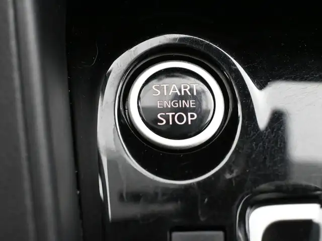 2024 Nissan Versa SR WHY WAIT? DRIVE HOME TODAY! - Photo 11