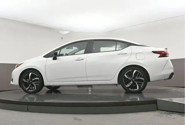 2024 Nissan Versa SR WHY WAIT? DRIVE HOME TODAY! - Photo 38