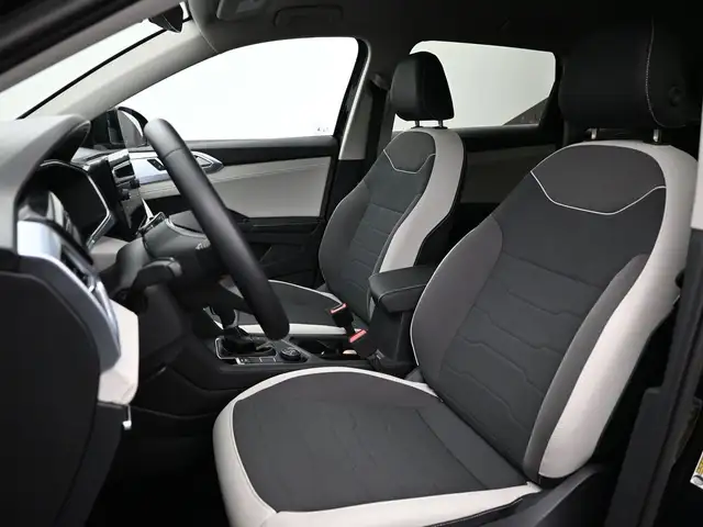 2025 Volkswagen Taos COMFORTLINE HEATED SEATS, HEATED STEERING W - Photo 16