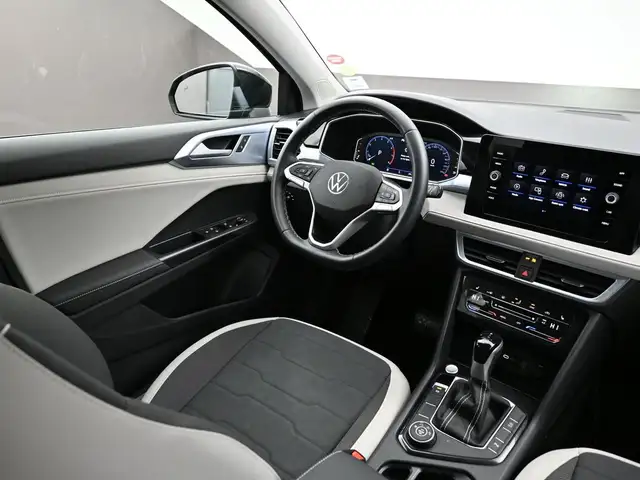 2025 Volkswagen Taos COMFORTLINE HEATED SEATS, HEATED STEERING W - Photo 23