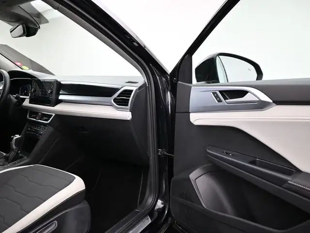 2025 Volkswagen Taos COMFORTLINE HEATED SEATS, HEATED STEERING W - Photo 25