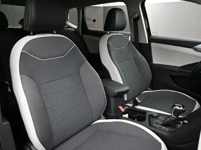 2025 Volkswagen Taos COMFORTLINE HEATED SEATS, HEATED STEERING W - Photo 26