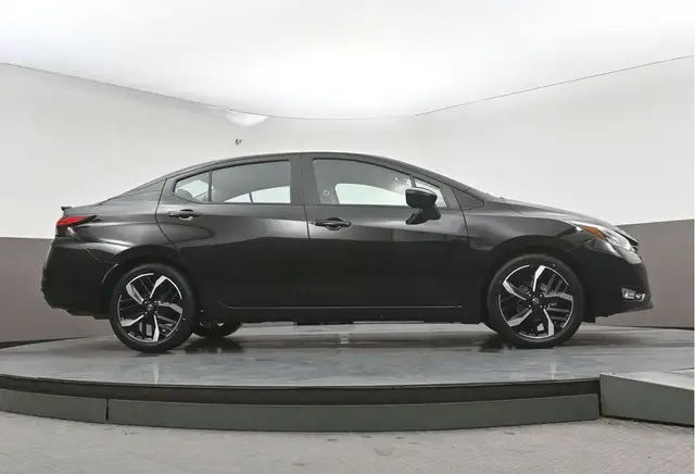 2024 Nissan Versa SR BACKUP CAMERA ALLOY WHEELS PUSH BUTTON STAR - Photo 33