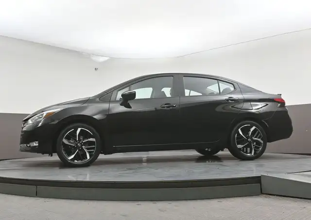 2024 Nissan Versa SR BACKUP CAMERA ALLOY WHEELS PUSH BUTTON STAR - Photo 36