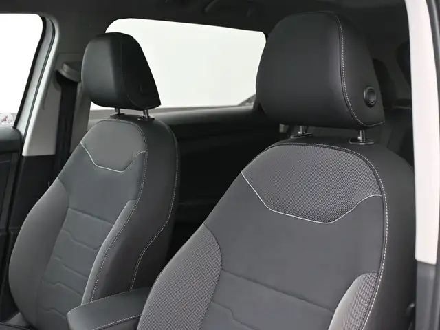 2025 Volkswagen Taos COMFORTLINE BLACK EDITION HEATED SEATS, HEA - Photo 14