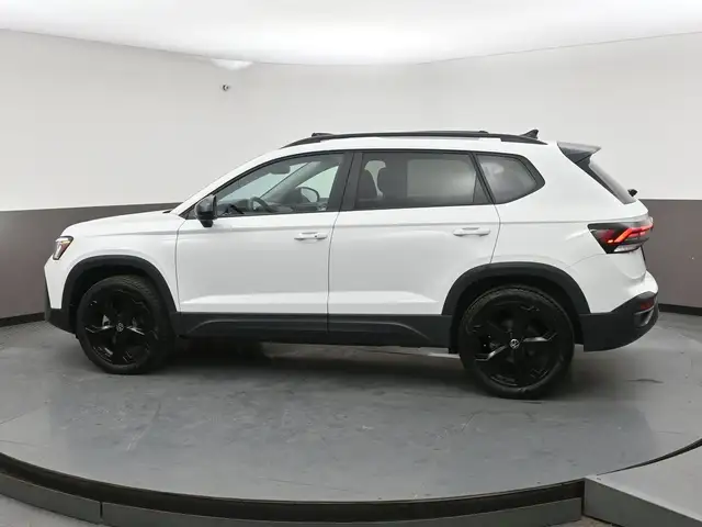 2025 Volkswagen Taos COMFORTLINE BLACK EDITION HEATED SEATS, HEA - Photo 29