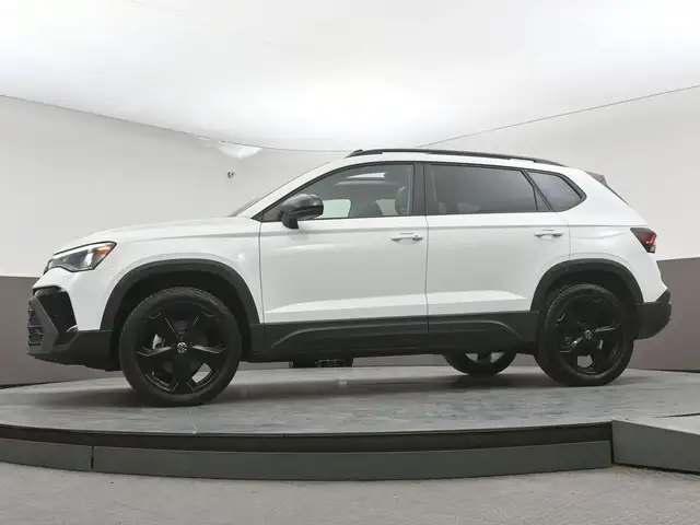 2025 Volkswagen Taos COMFORTLINE BLACK EDITION HEATED SEATS, HEA - Photo 38