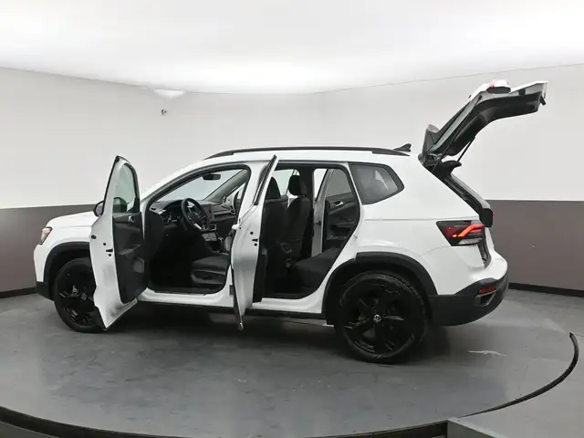 2025 Volkswagen Taos COMFORTLINE BLACK EDITION HEATED SEATS, HEA - Photo 54