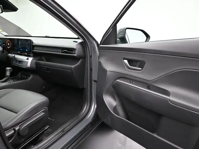 2025 Hyundai Kona PREFERRED HEATED SEATS, HEATED STEERING WHEEL, - Photo 27