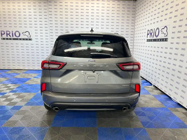 2023 Ford Escape - Photo 4